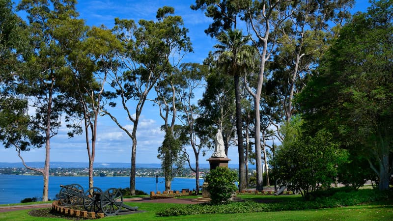War memorial at Kings Park with the Swan River in the background